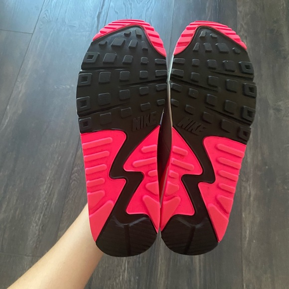 SOLD Ⓜ️ NIKE AIR MAX 90 - Picture 5 of 6